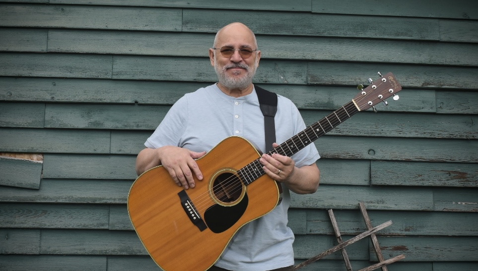 Eric Graf, Associate Faculty of Guitar