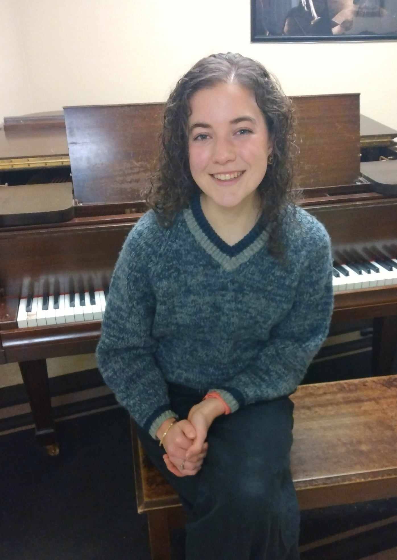 Clara, Associate Piano Faculty